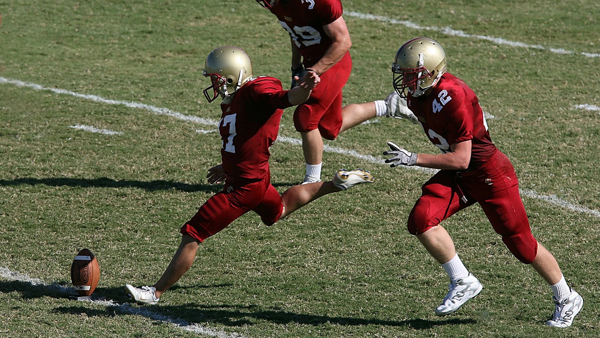 中国足球年度最佳阵容预测报告，中国足球队最佳阵容