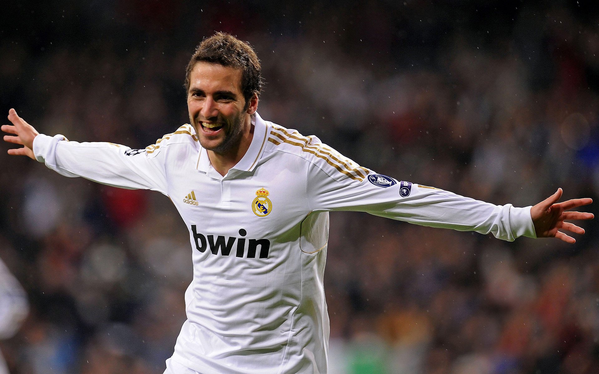 尤文4‑1击败沃达德，加时Vlahović锁定胜局